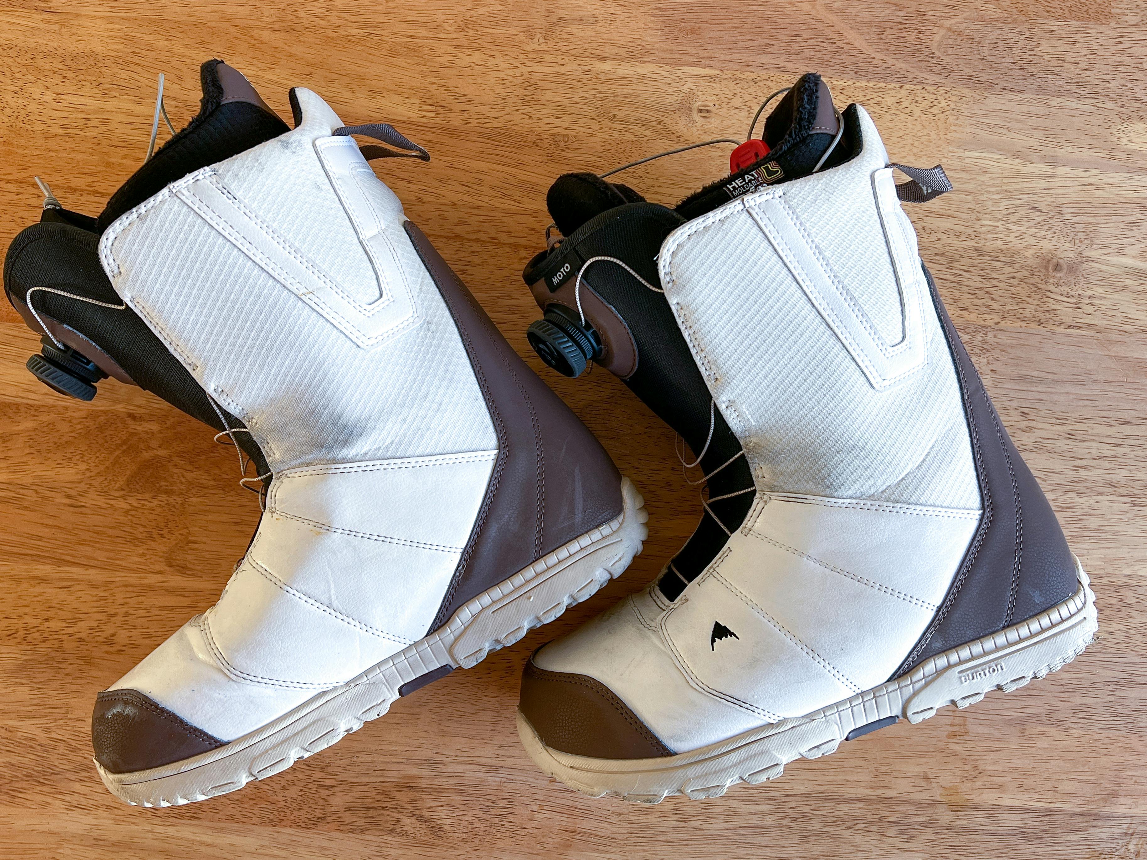 Close up of the Burton Moto BOA Snowboard Boots · 2021. 