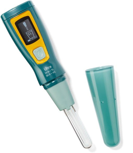 A green-blue pen-like UV water purifier